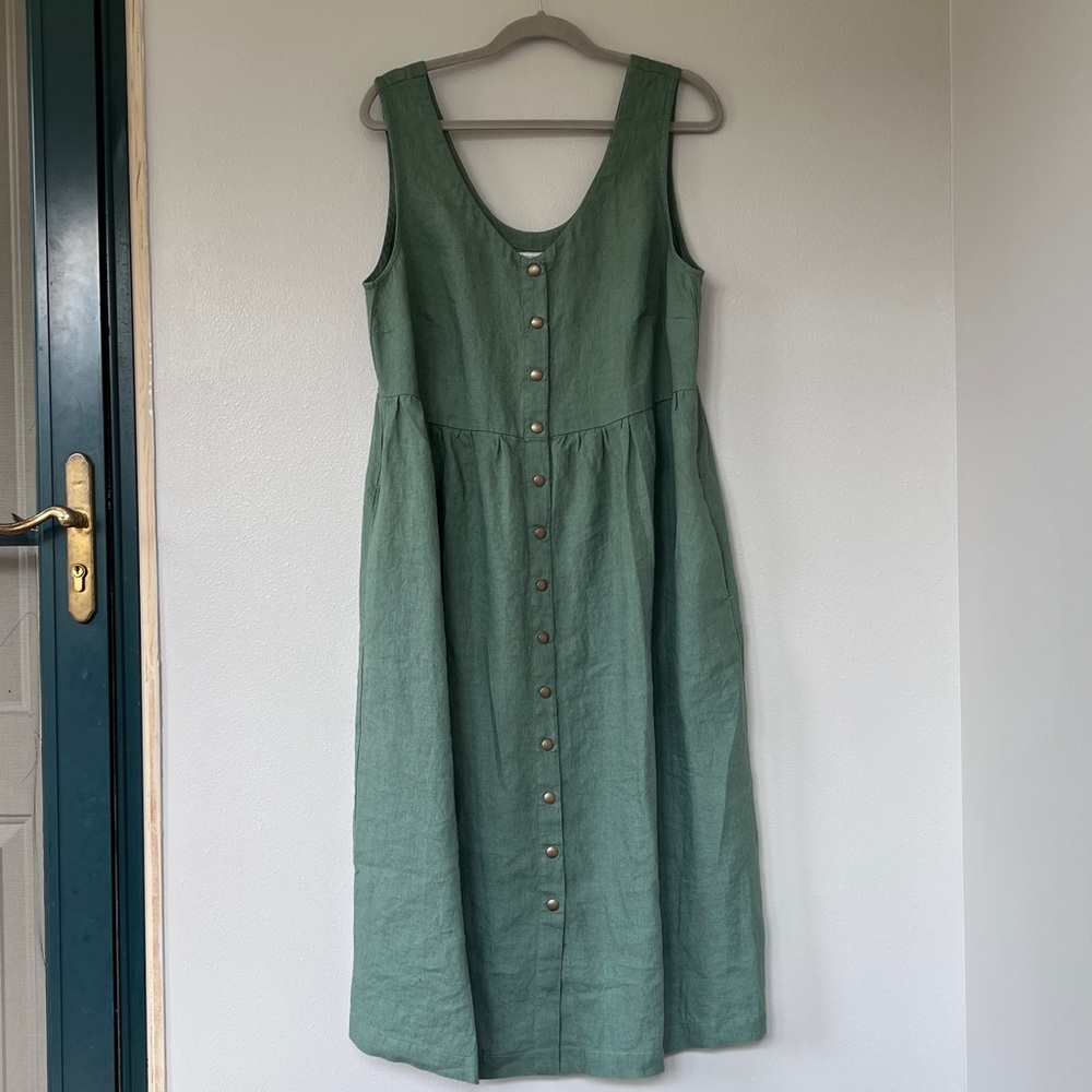 NWOT NPL Valley dress // Vintage Green // L
